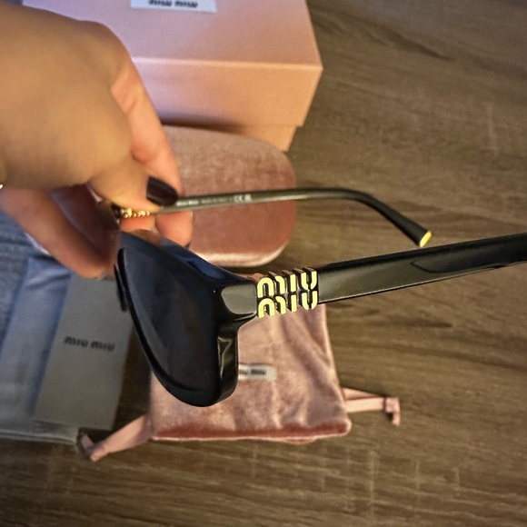 Authentic Miu Miu Sunglasses w/ Original Case - Picture 3 of 7